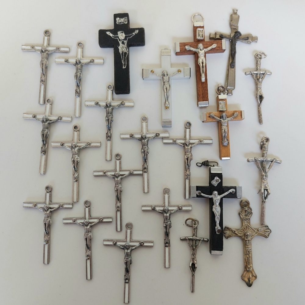 Lot of 22 Vintage Religious Catholic Crucifix Crosses: Crown of Thorns + Wooden